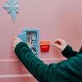 Mysie Drzwiczki z Drabinką i Skrzynką na Listy. Mysi Domek. niebieskie drzwiczki
